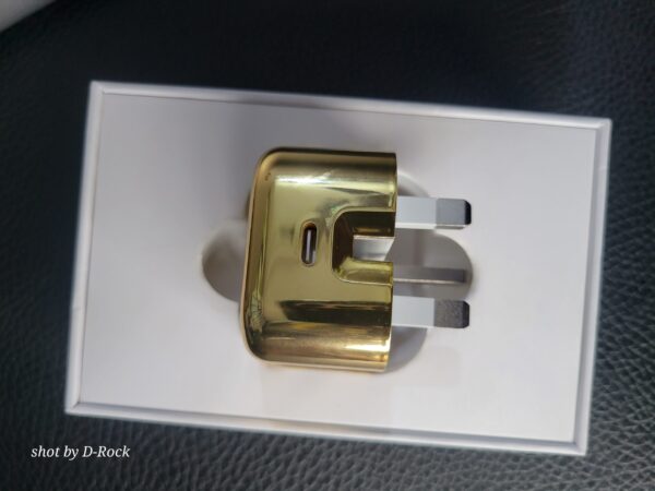 Type-C to iphone Charger Model Gold-01 with Zinc Alloy Braid Cable